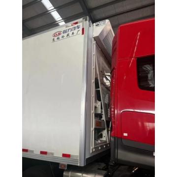25Tons Sinotruk Howo 8X4 Refrigerated Truck