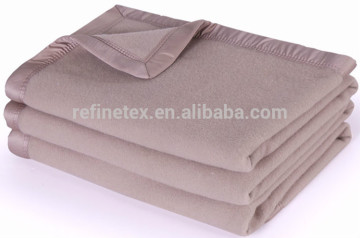 Hot Sale Cotton Thermal Blanket Wholesale Hosptial/ Hotel Blanket