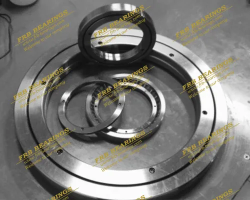 CRBH7013 A Crossed Roller Bearings for working table