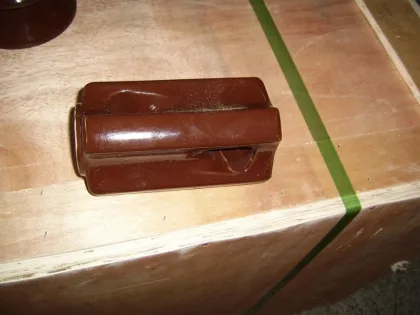 Shackle Insulator porcelain insulator