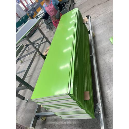 Green Flat Insulation Board Metal Exterior Wall Panel Polyurethane Core Panels