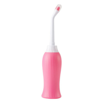 Green Portable Bidet Bottle with Retractable Nozzle and Gift Bag
