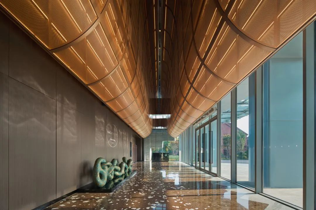 Hotel Indigo Ningbo Cultural and Creative Port (2)