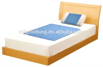Cooling pad for bed