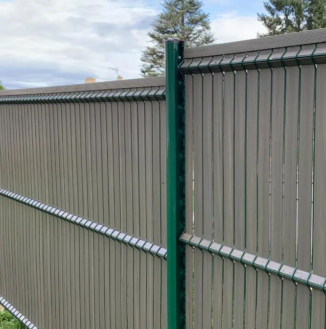 Fense de jeux de jardin en mailles soudées courbes en revêtement en poudre Courbe en poudre