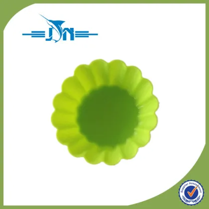 Multifunctional silicone flower cake mould