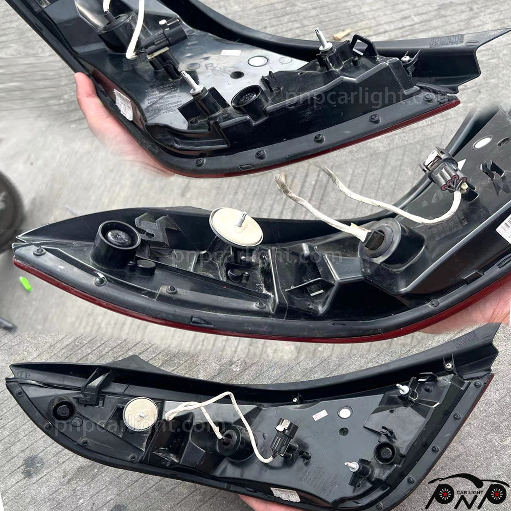 Original Tail Light for Jaguar XJ 2010 Supplier, Supply Various