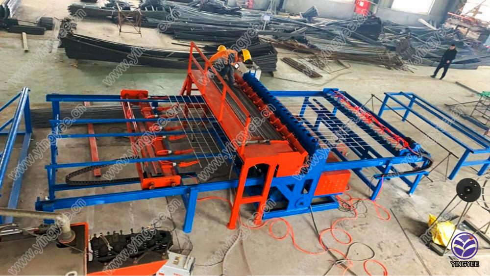 Steel mesh welding machine