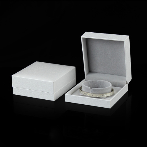 Boîte de bijoux de charnière en cuir blanc de luxe