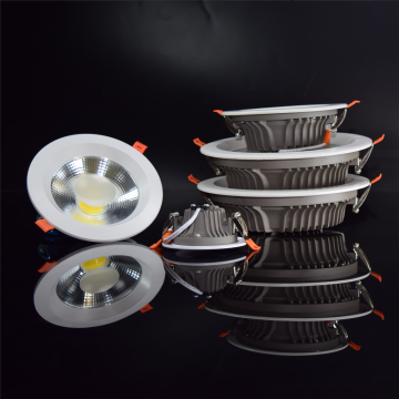 Dimmabile a basso prezzo all'ingrosso Dimmabile 60 gradi 5 W Downlight LED con guidatore