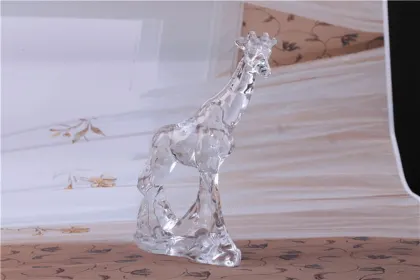 Clear Glass  Giraffe Statue For Decoration