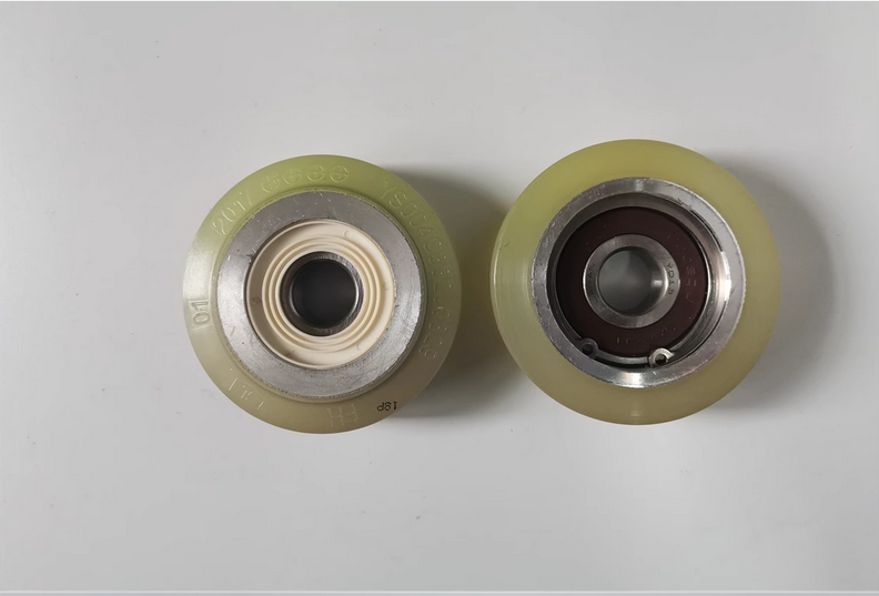 Genuine Mitsubishi Escalator Step Roller YS004C332