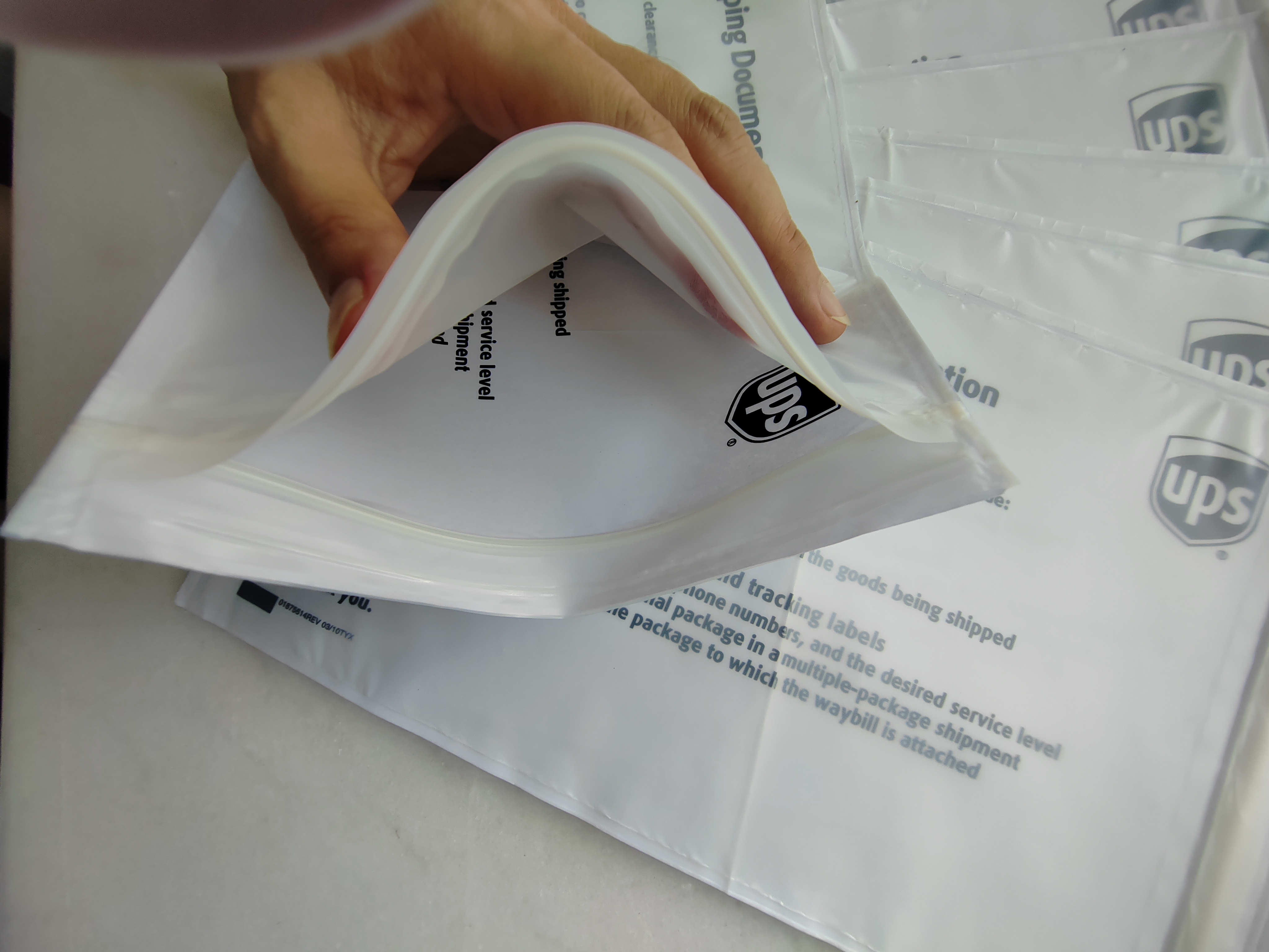 High Quality Parcel Document Envelope UPS Printing Packing List Envelope With Zipper5