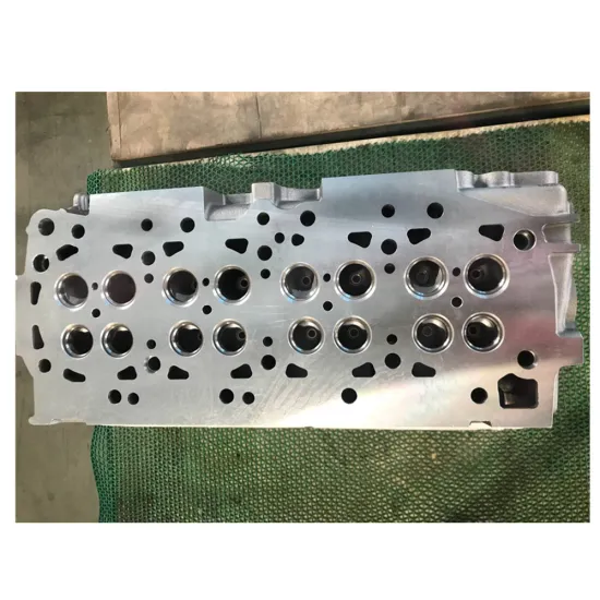 Cylinder Head Assembly 11040-5X00A for Nissan Engines