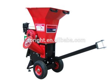 Wood chipper for garden tractor