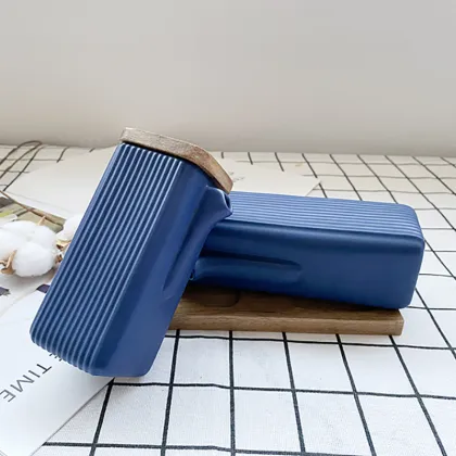 Factory wholesale household ceramic Pots Vinegar Pot Seasoning Oil Bottle