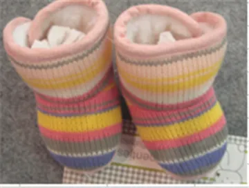 Cashmere striped baby shoes