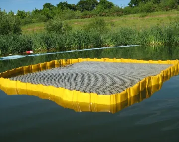 Portable PVC Oil Spill Boom and Seaweed Barrier_fence Solutions for Containment