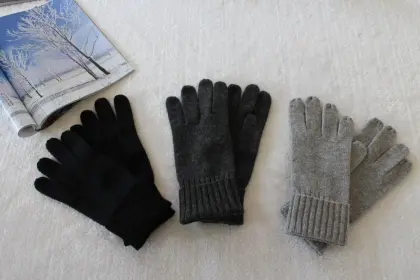 CASHMERE GLOVES