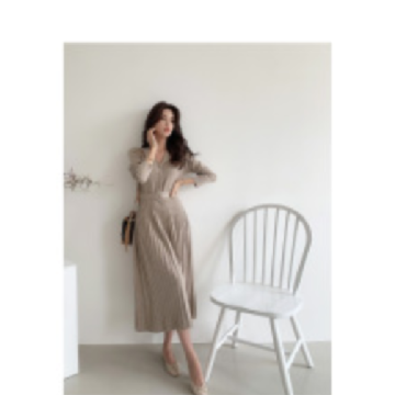 2022 winter Elegant Soft Knitted lady dress