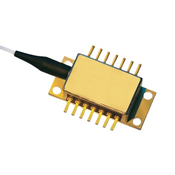 Bragg rooster gestabiliseerd 200 MW 1425 nm DFB laser met FC/PC PM -vezels