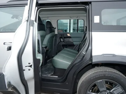 2024 ICAR03 Electric SUV: Urban Intelligence & Efficiency