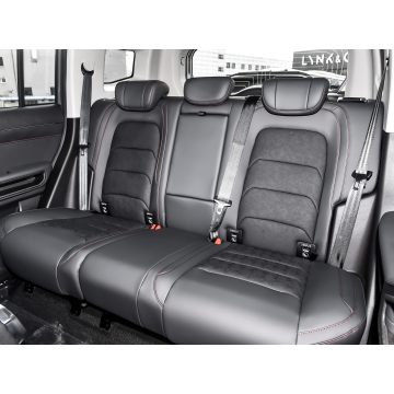 Plug-in hybrid off-road vehicle Jetour ShanhaiT2