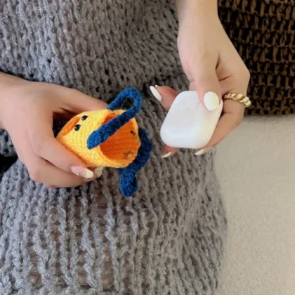 Knitted Chicken Cover for Apple Bluetooth Wireless Headphones (Pro 1/2/3 Generation)