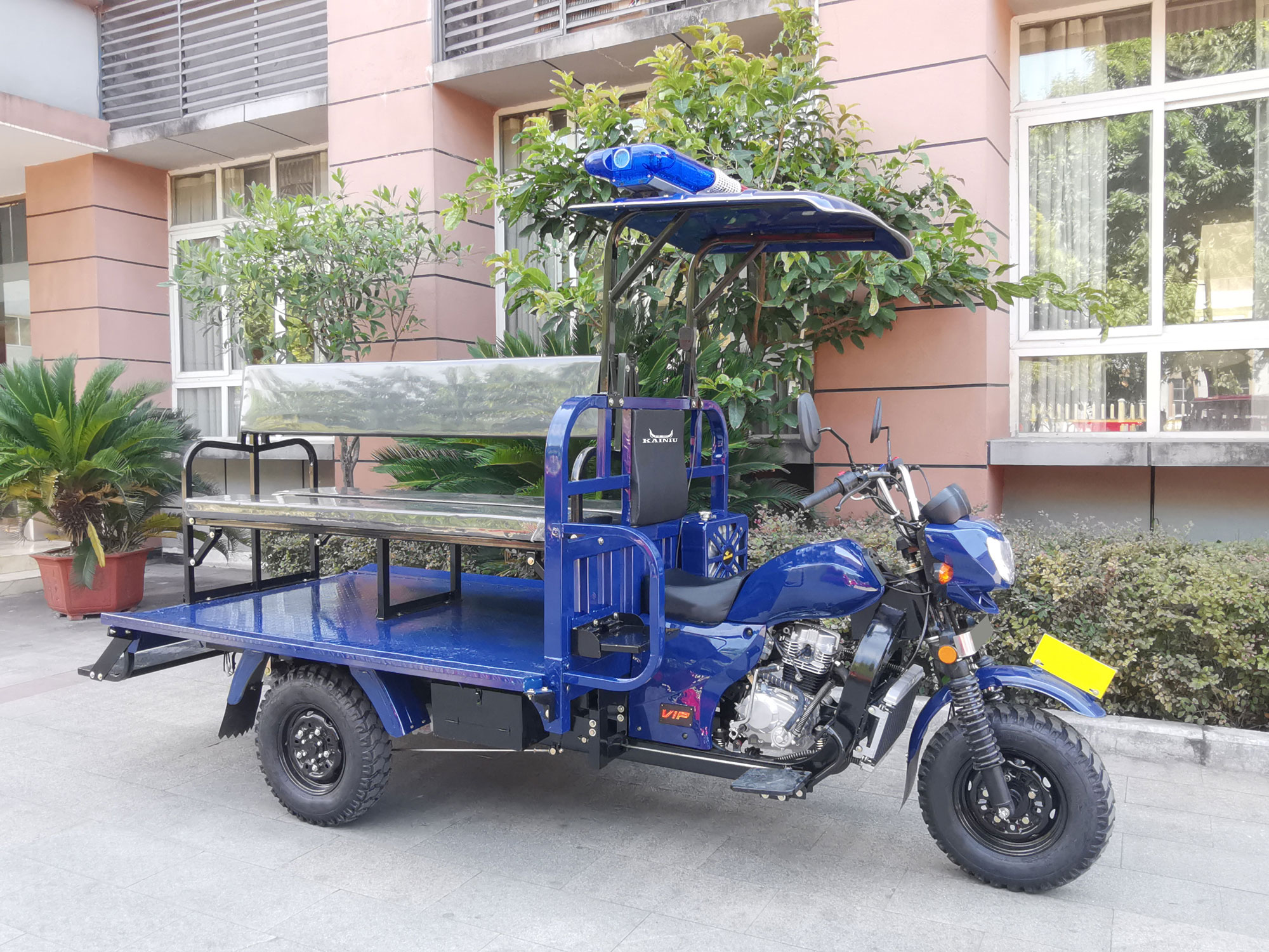 Triciclo especial para uso de la policía