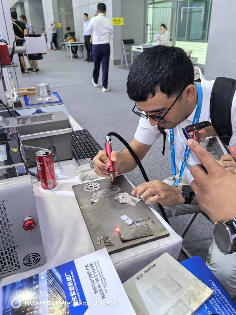 The 139th Canton Fair! Chuke Intelligent's Booth is a Huge Hit, Multiple Laser Equipment Products Attract Customers