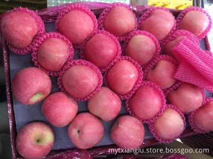 honey fuji apple stripped red apple golden apple