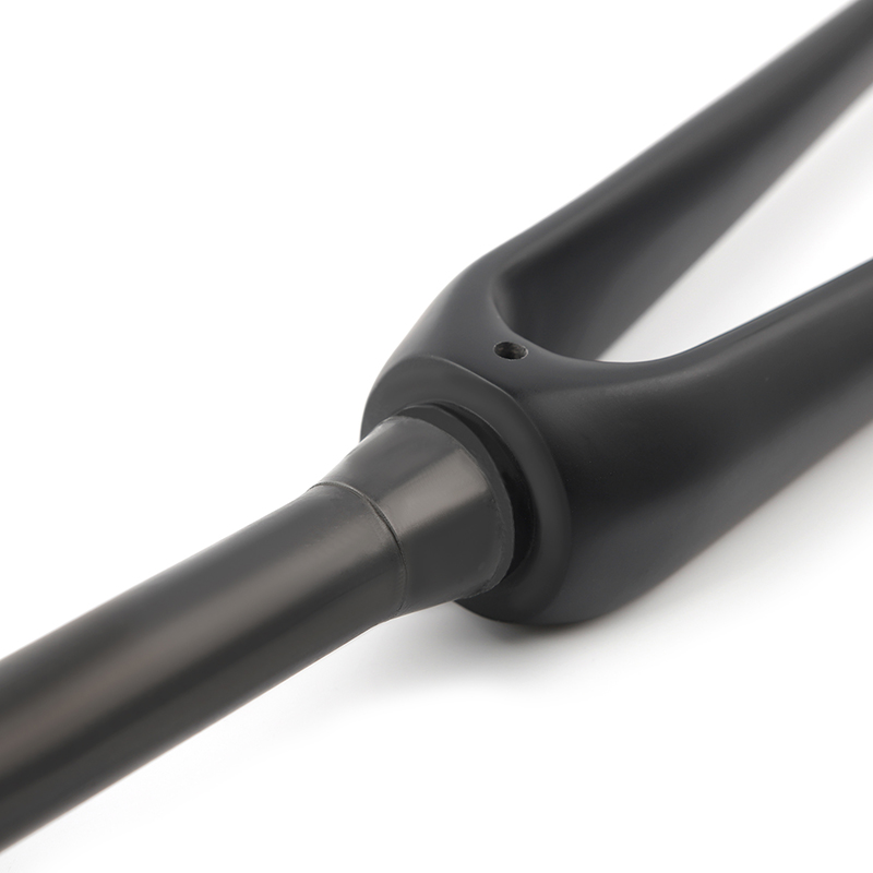 Пярэдняя відэлец вугляроднага валакна 700c веласіпеднага відэльца