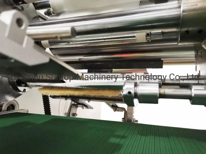 Automatic Aluminum Foil Baking Paper Silicon Paper Slitting Cutting Rewinding Slitter Rewinder Machine

**Title:** **Slitting Cutting Rewinding Machine for Aluminum Foil, Baking Paper & Silicon Paper**