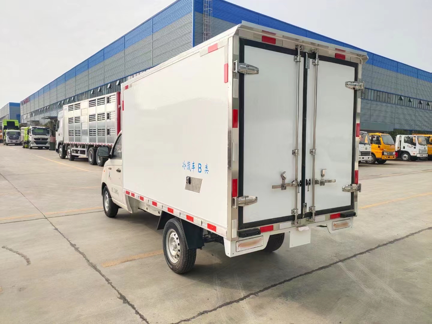 Foton Transport Vegetable Meat Freezer Refrigerated Truck