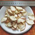 Chips de manzana secas de calidad con pieles