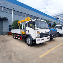 Sinotruk Haowo XCMG 6.3 tons truck mounted crane
