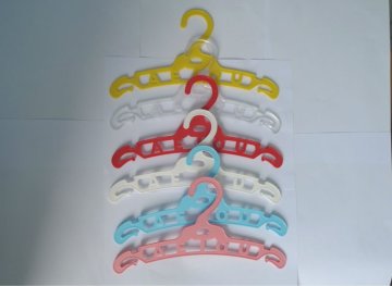 LGH006 adorable plastic hanger for kids