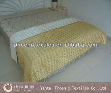 special decorative quilted plain throw