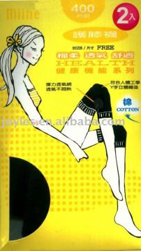 Women's slim fit knee support