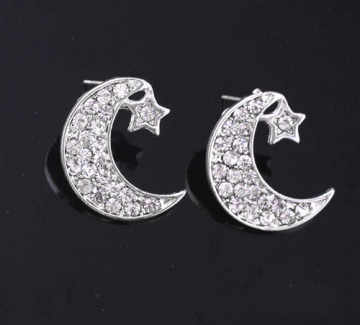 2013 Hot sell moon stars crystal stud earrings for girls OM-124