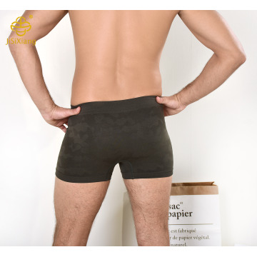 남성의 매끄러운 3D 고관절