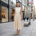 Elegante gonna longuette fluida in jacquard beige