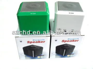 Protable wireless outdoor active professional bass outdoor bluetooth speaker with microphone