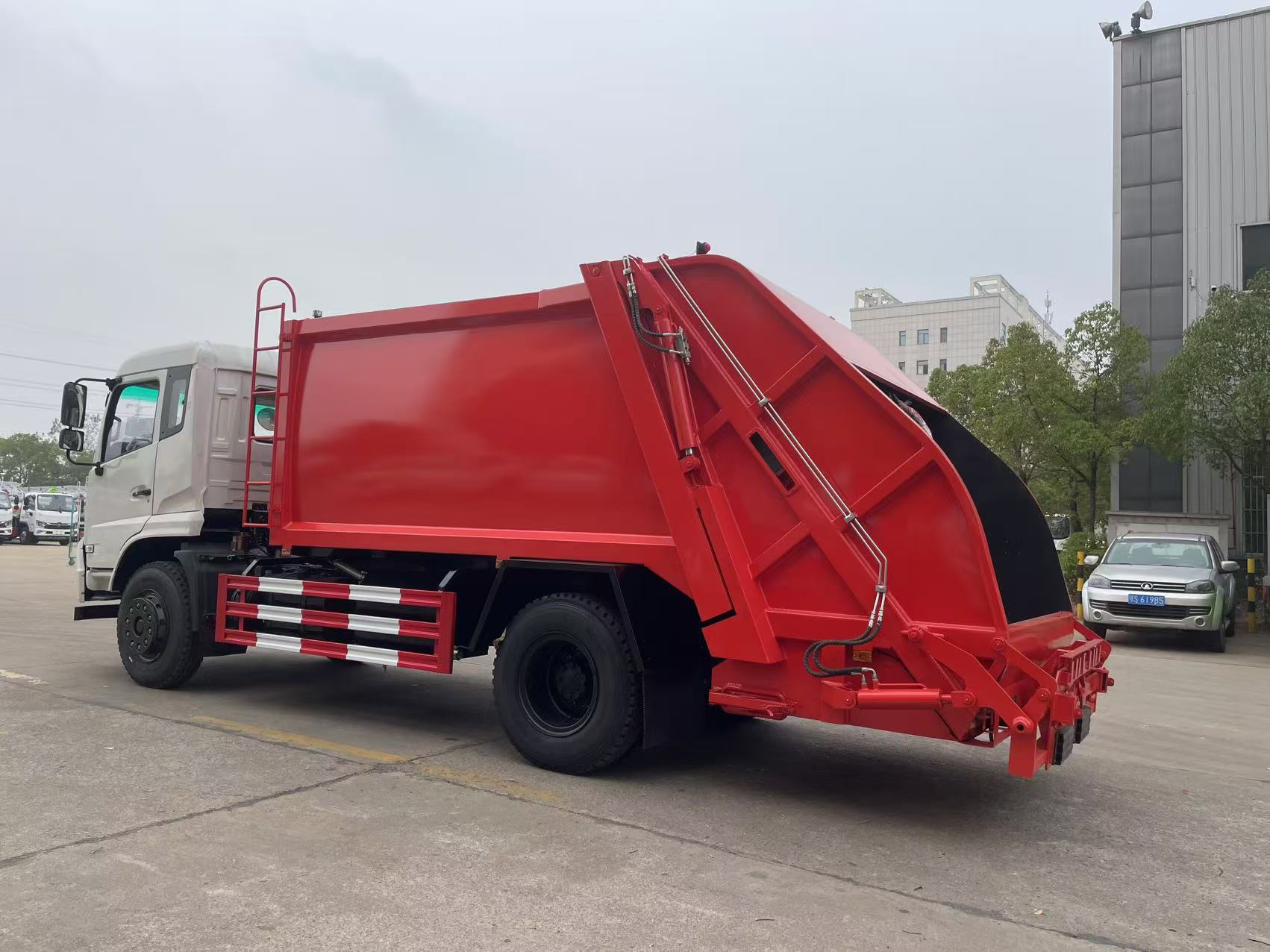 china Rear Loading Garbage Compactor