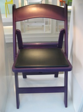 Wholesale Event Mohogany Resin Folding Chair