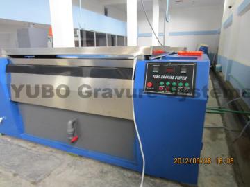 Dechroming Machine for old cylinder recycling use
