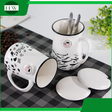 promotional gift cartoon cow ceramic water tea milk coffee cup mug with handle and lid and spoon