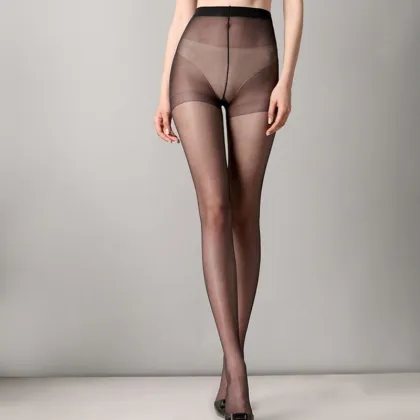 Women's nude invisible pantyhose