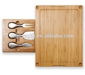 Rectangular Bamboo Cheese Board with Stainless Steel Tools & Feet Mat