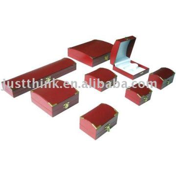Welcome to Customize Luxury Wooden Packing Box FZ-PBX115303